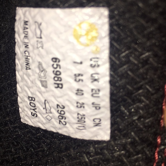 Red timberlands - Picture 4 of 5